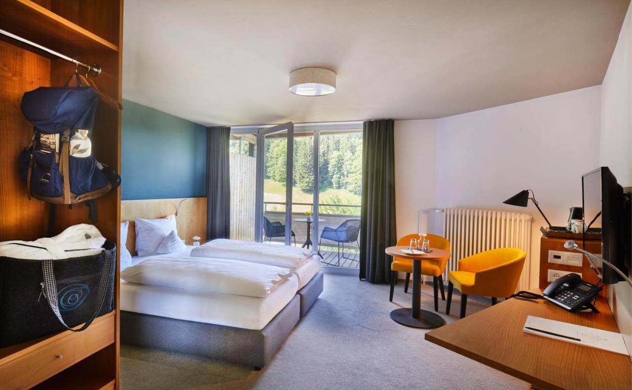 Elzland Hotel Pfauen Wellness & Spa Elzach Exterior foto